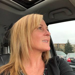 Meet your Posher, Kelly